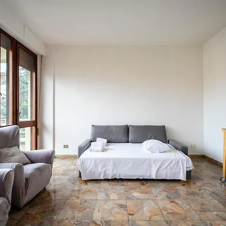 The Luxor - Turati Apartment *